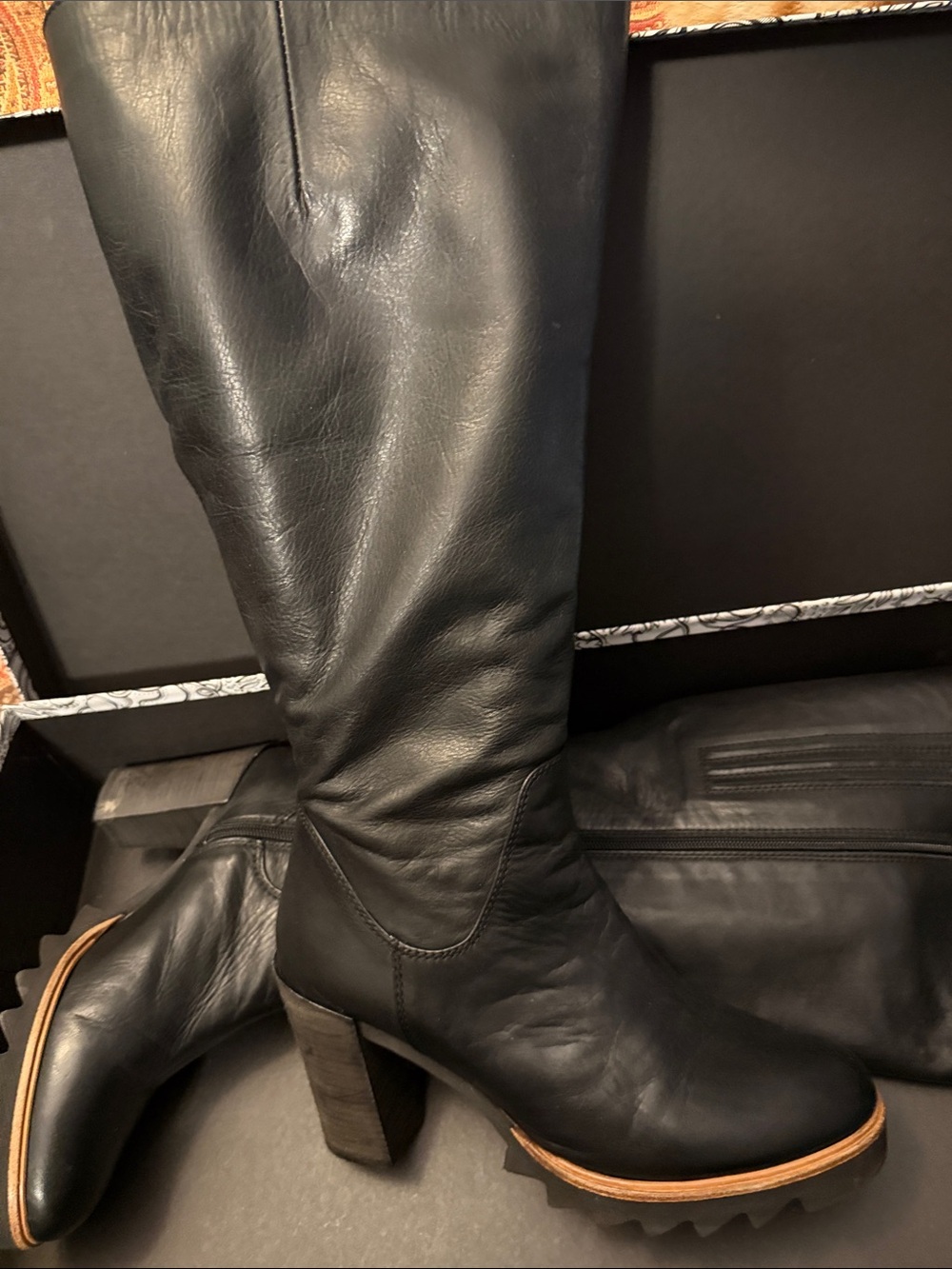 Women's Black Leather Knee-High Block Heel Boots. Extra wide calf. 19in
